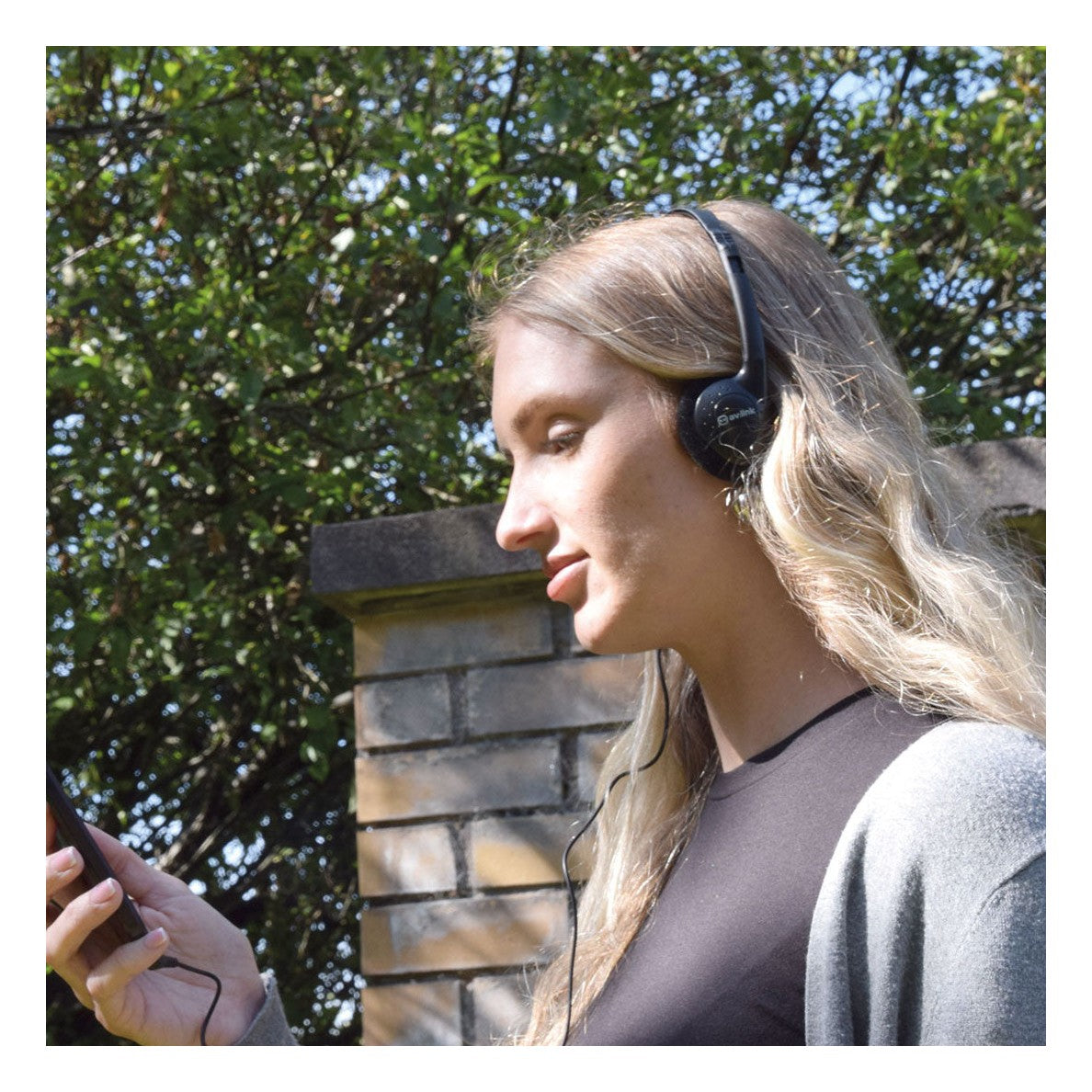 AV:Link Lightweight Digital Stereo Headphones 3