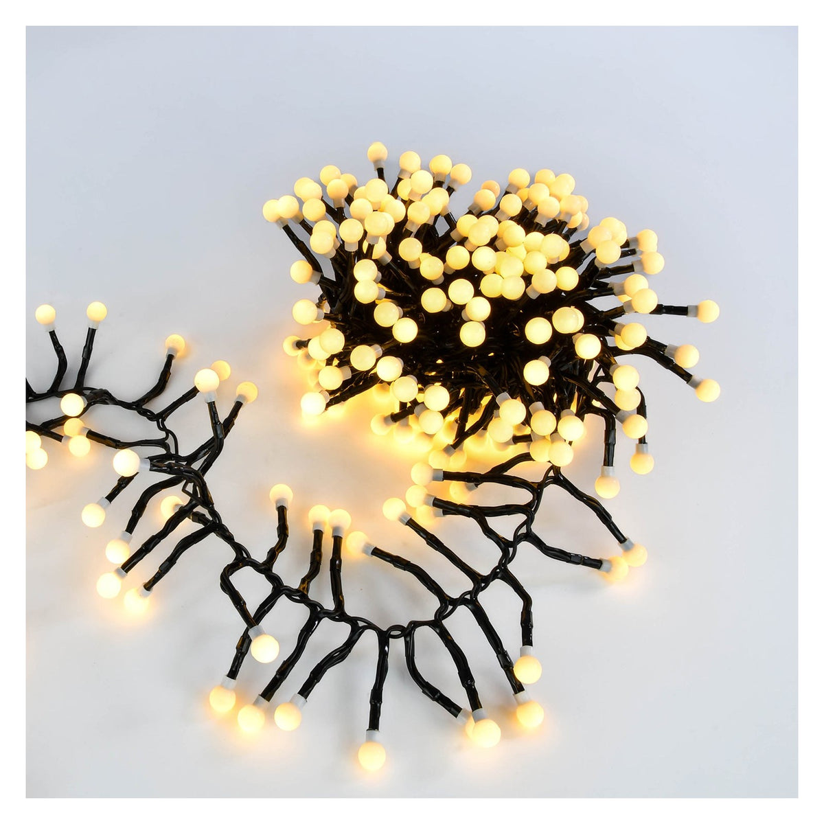 Lyyt 3m Cluster Berry Lights, Warm White — 300 LED 1