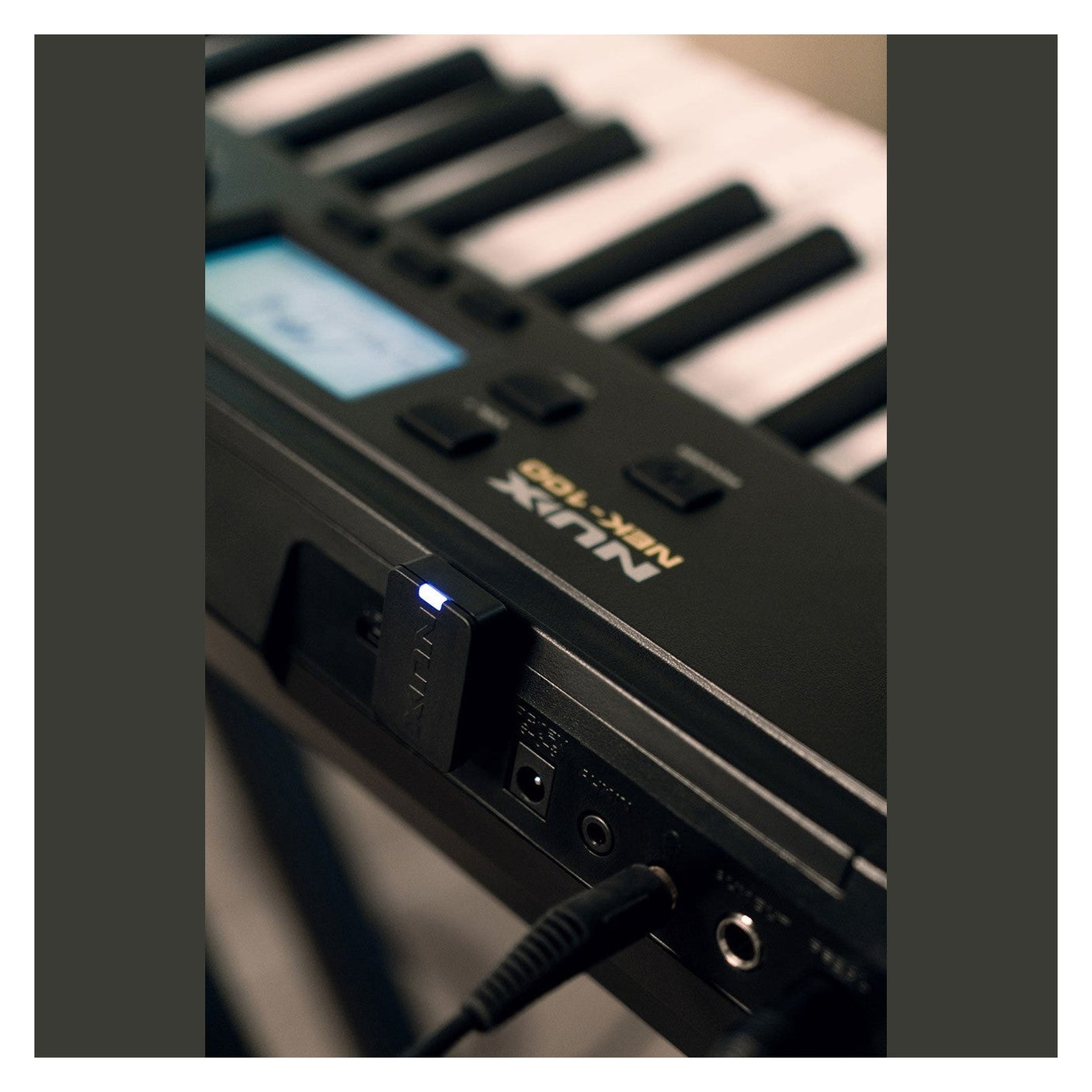 NUX NEK-110 61-Key Portable Keyboard - Black 5
