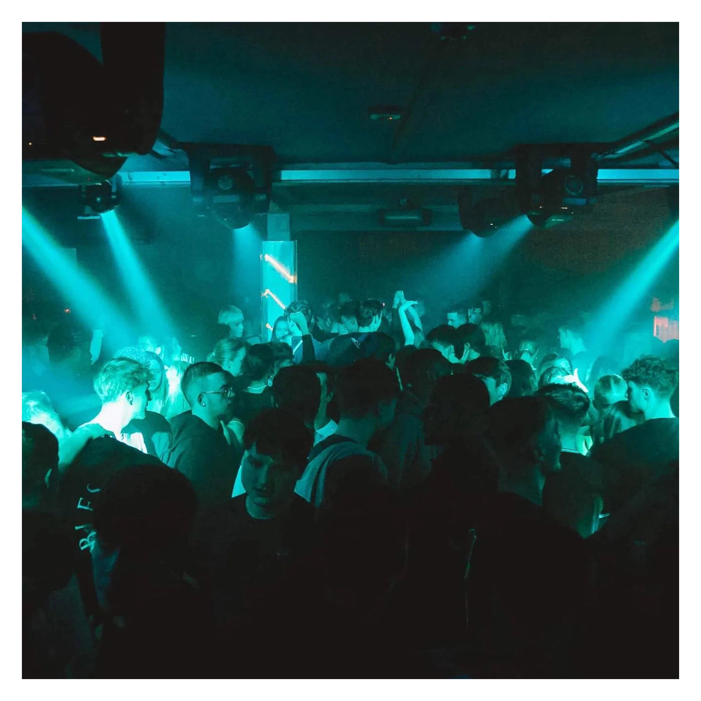 Equinox Fusion Orbit MKII LED Moving Head 9