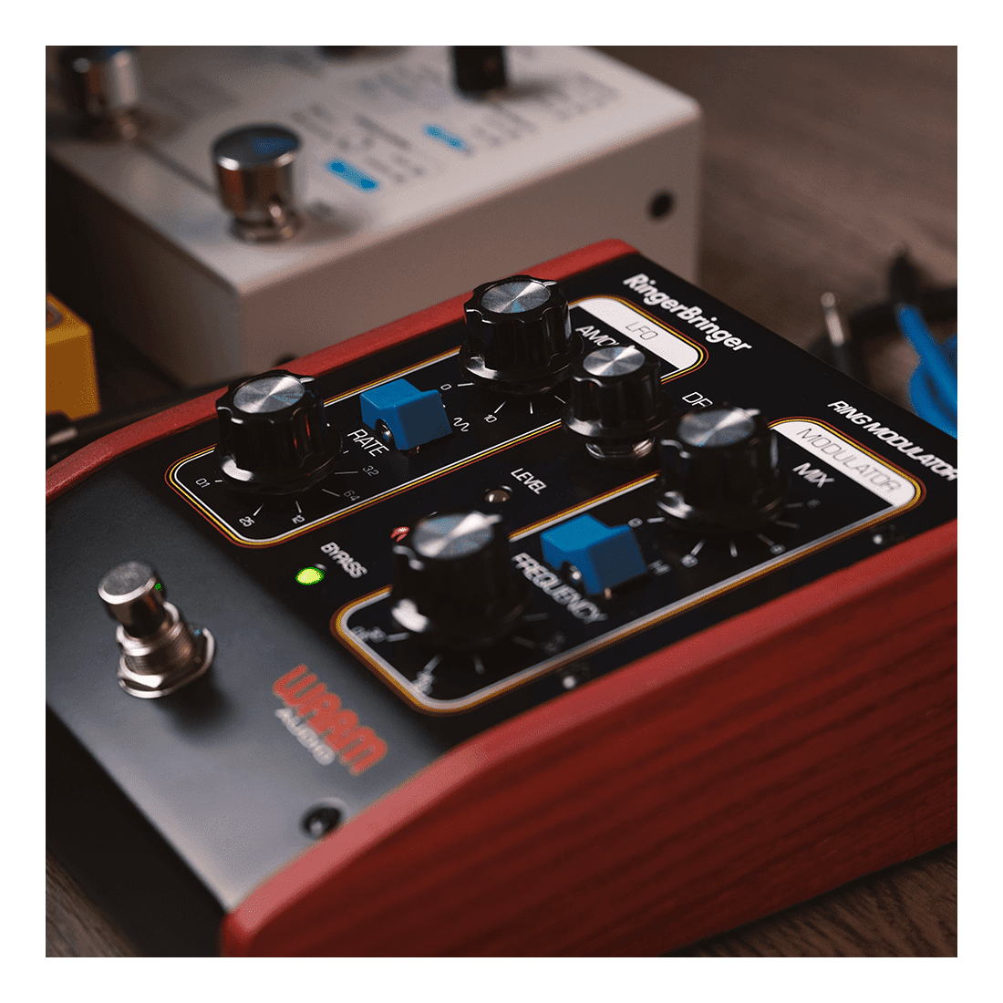 Warm Audio RingerBringer - All-Analog Ring Modulation Pedal 4