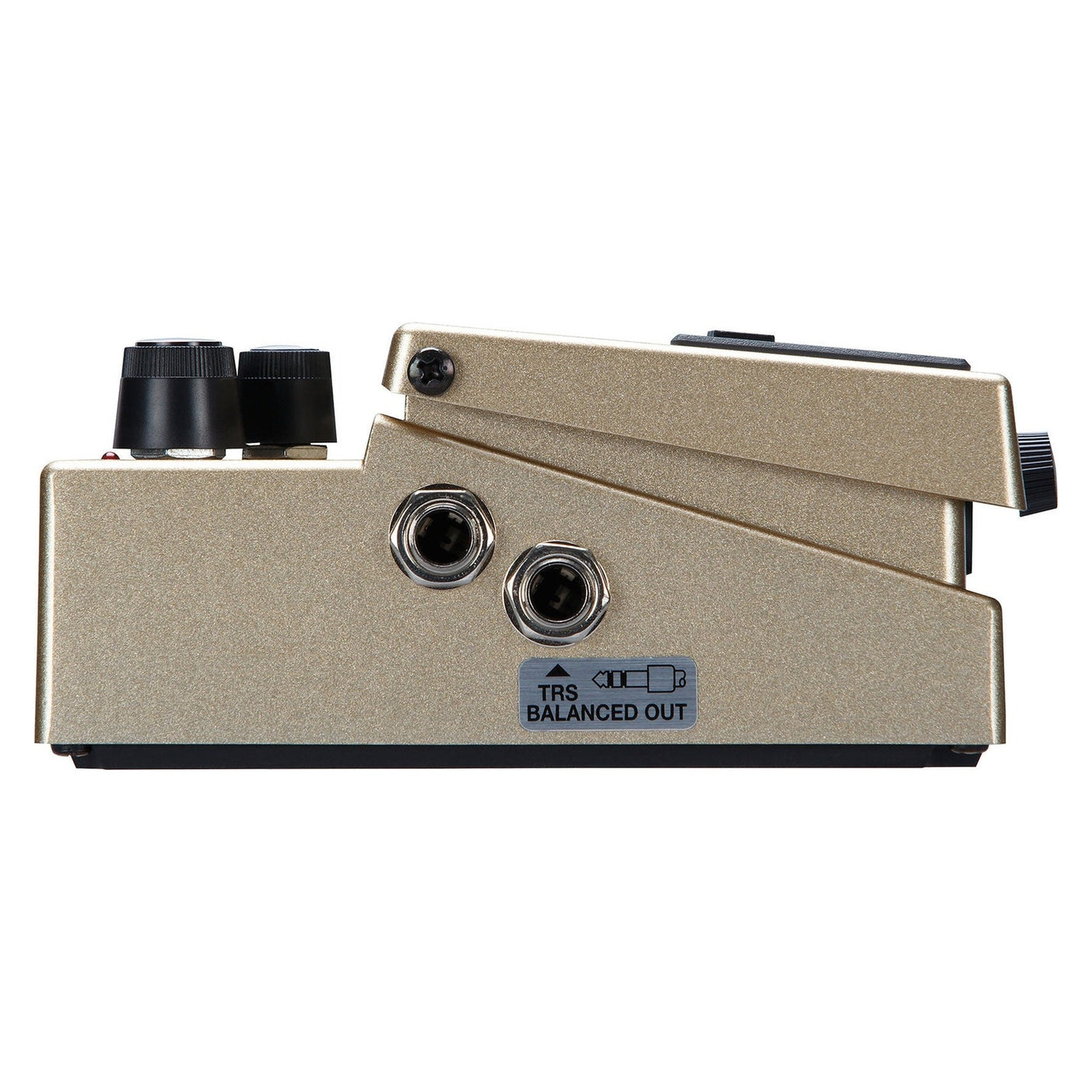 BOSS AD-2 Acoustic Preamp Pedal 3