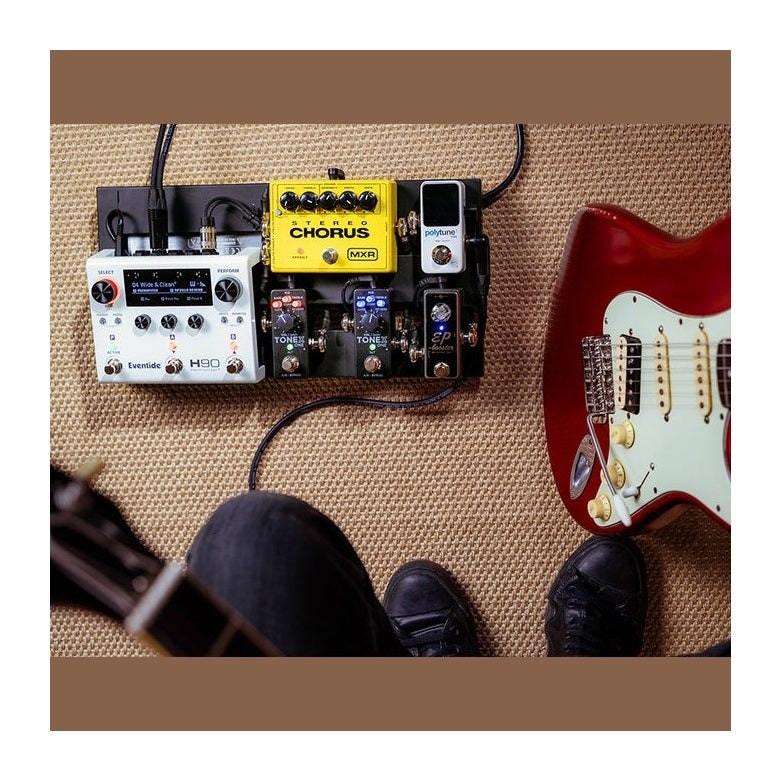 IK Multimedia TONEX ONE Guitar Amp Modeller Pedal 14