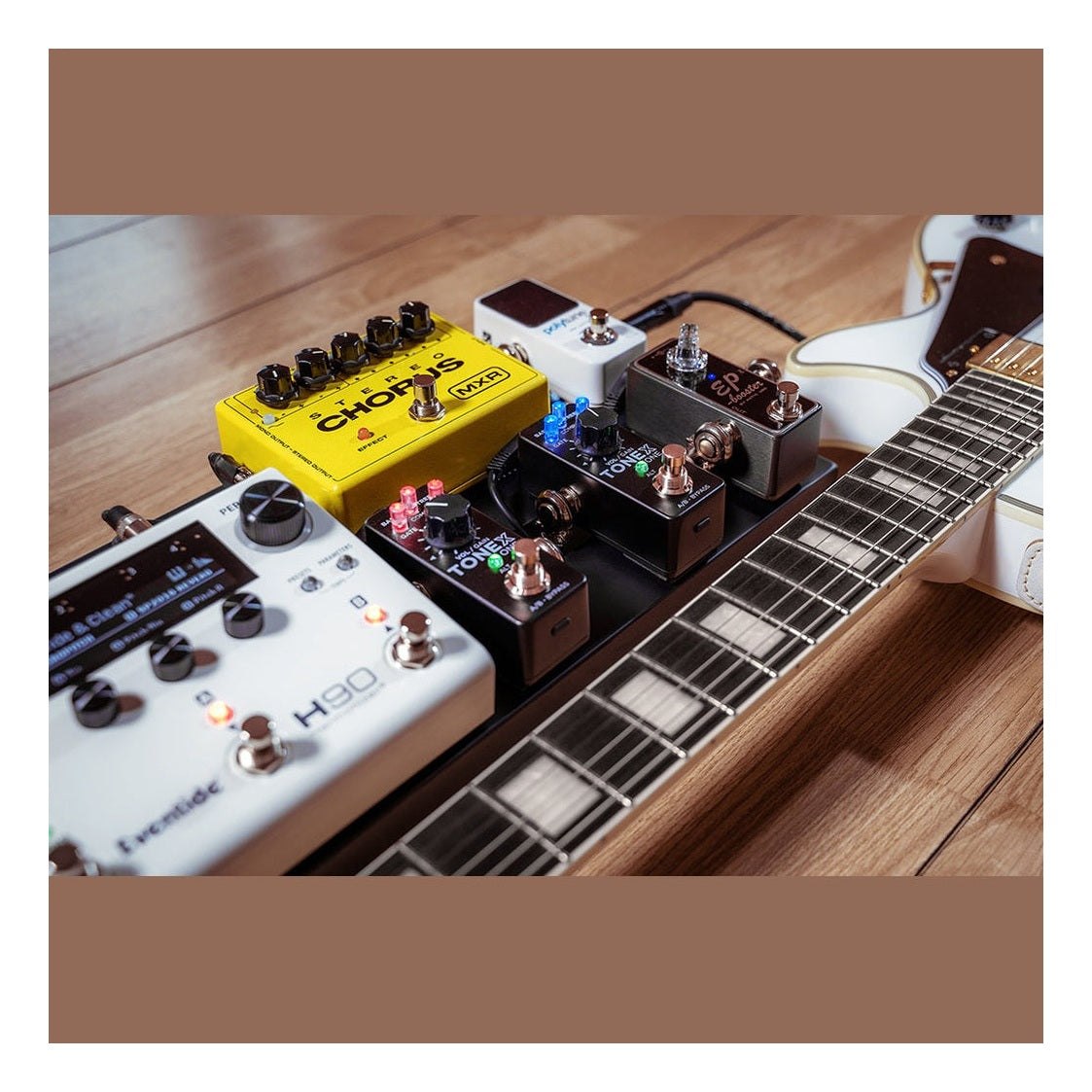 IK Multimedia TONEX ONE Guitar Amp Modeller Pedal 11