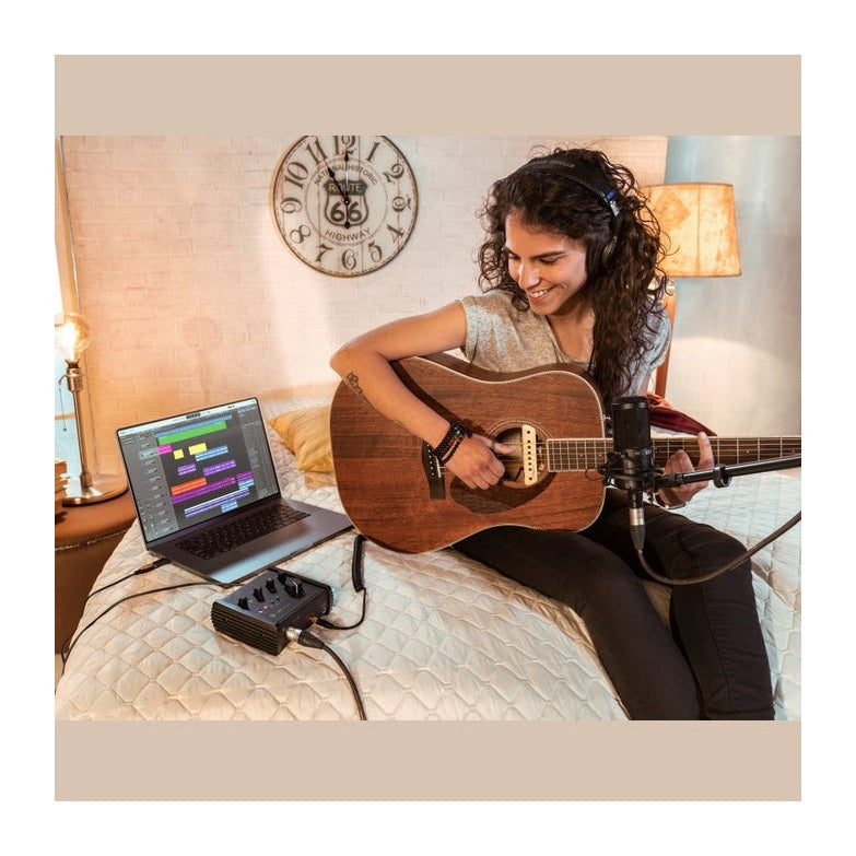 IK Multimedia AXE I/O ONE USB Audio Interface With Tone Modelling 16