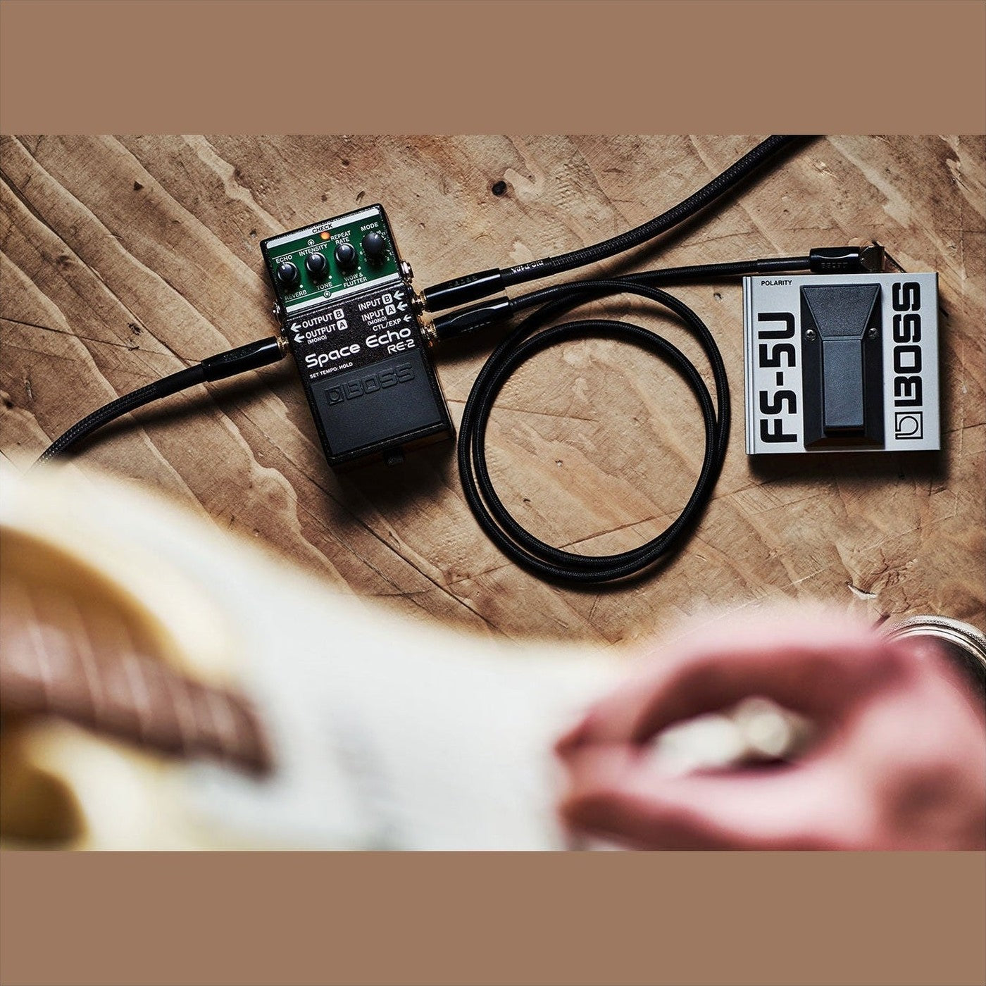 BOSS RE-2 Space Echo Guitar Pedal 7