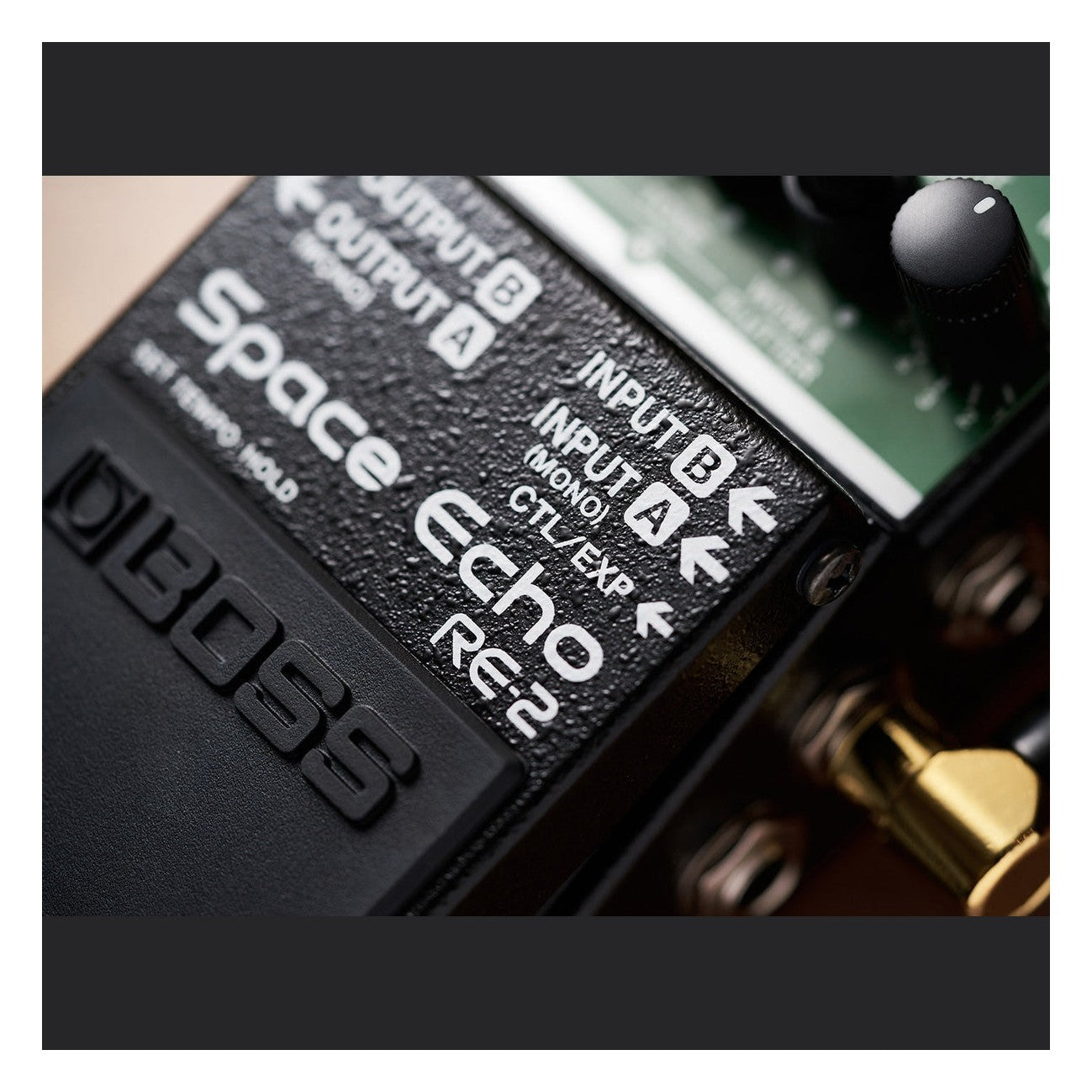 BOSS RE-2 Space Echo Guitar Pedal 4