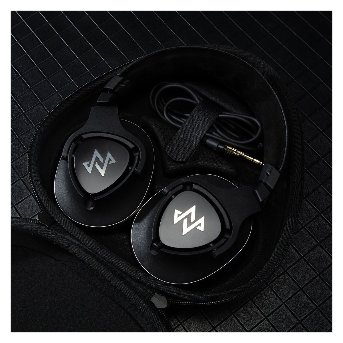 NF Acoustics NH20 Closed-Back Monitor Headphones With 40mm Dual-Vector Drivers 6