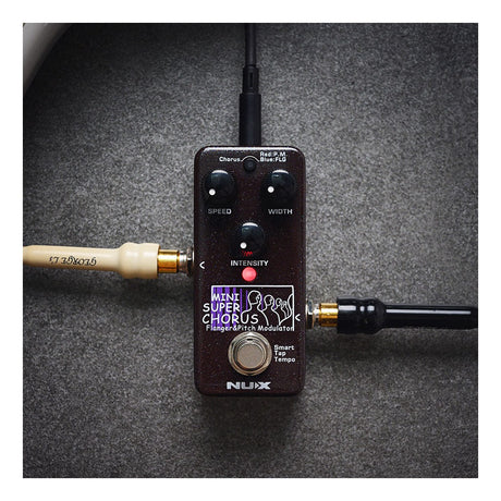 NUX Mini Super Chorus - Flanger & Pitch Modulation Pedal NCH-5 6