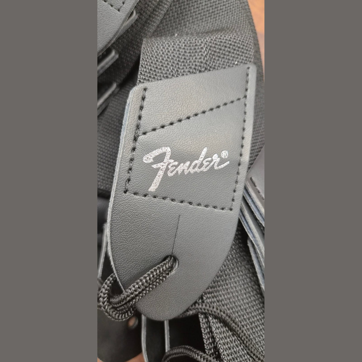 Fender 2" Pick'N'Strap Polypro Guitar Strap with Leather Ends Silver Logo 2