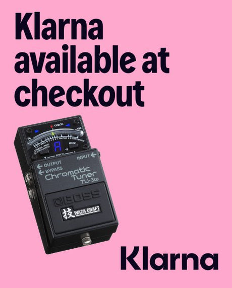 Guitar tuner with Klarna branding on a pink background