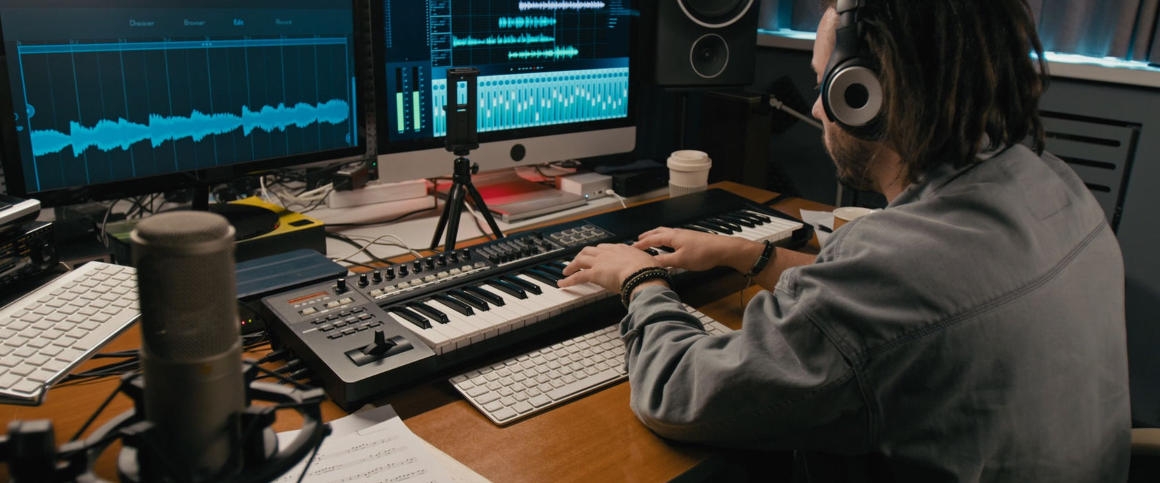 Home studio gear and keyboards discounted to day in the Audio Direct Superstore