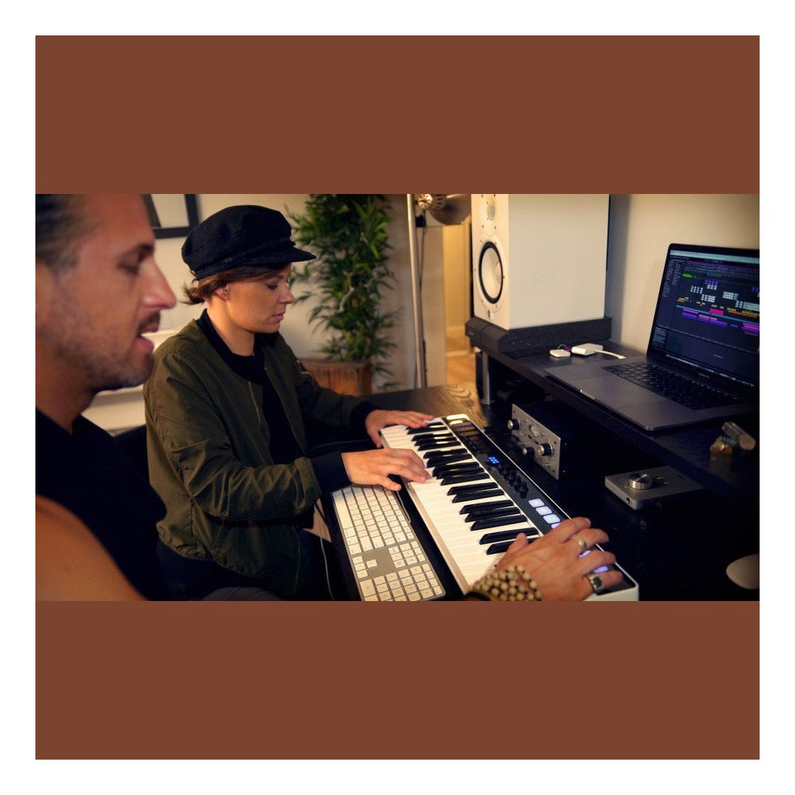 IK Multimedia iRig Keys I/O 49 MIDI Keyboard Controller & Audio Interface 21