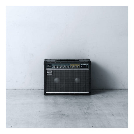Roland JC-40 - Compact Jazz Chorus Guitar Amplifier 6