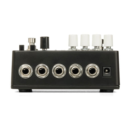 Electro-Harmonix Oceans 12 - Dual Stereo Reverb Pedal 2