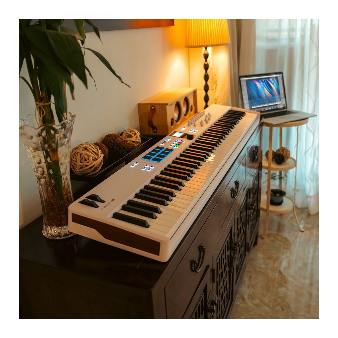 Arturia KeyLab Essential 88 MK3 MIDI Keyboard Controller – White 10