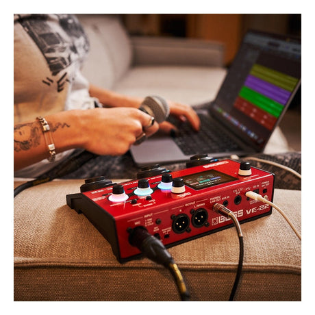 BOSS VE-22 Vocal Performer Multi-Effects Processor 7